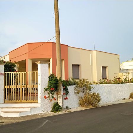Villetta Luce Salento Марина ди Песколусе Екстериор снимка